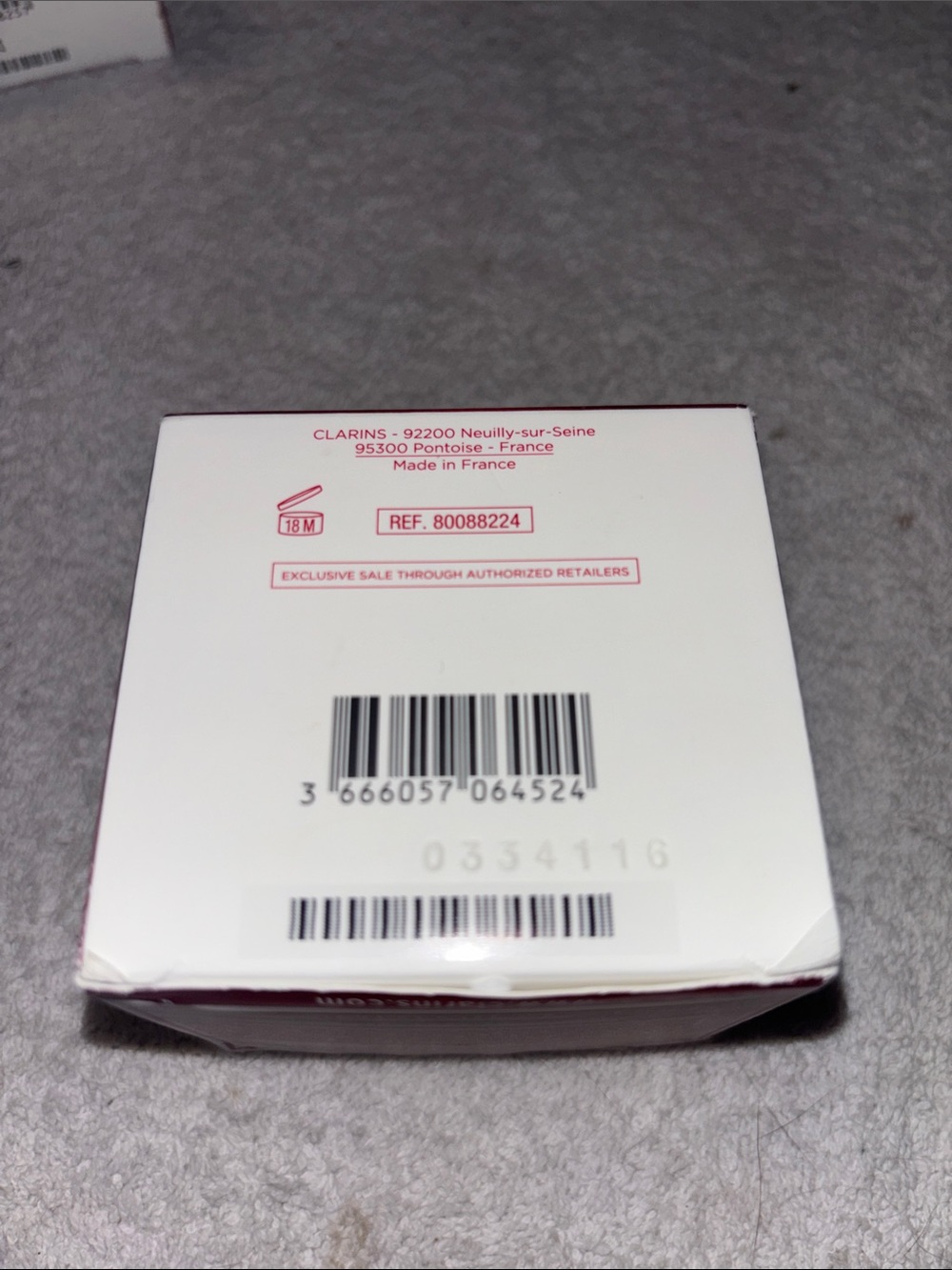 Clarins Multi-Intensive Day Super Restorative Cream - Red and White - Picture 5 of 5
